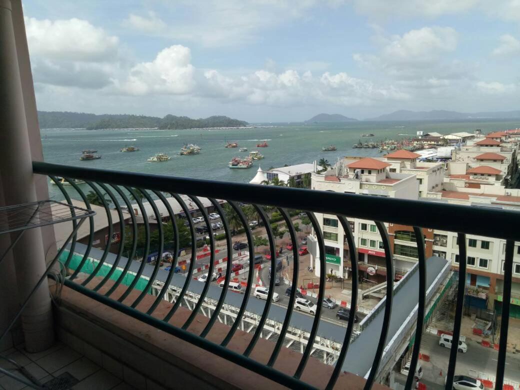 T & H Vacation Condo @Marina Court Kota Kinabalu Pokój zdjęcie